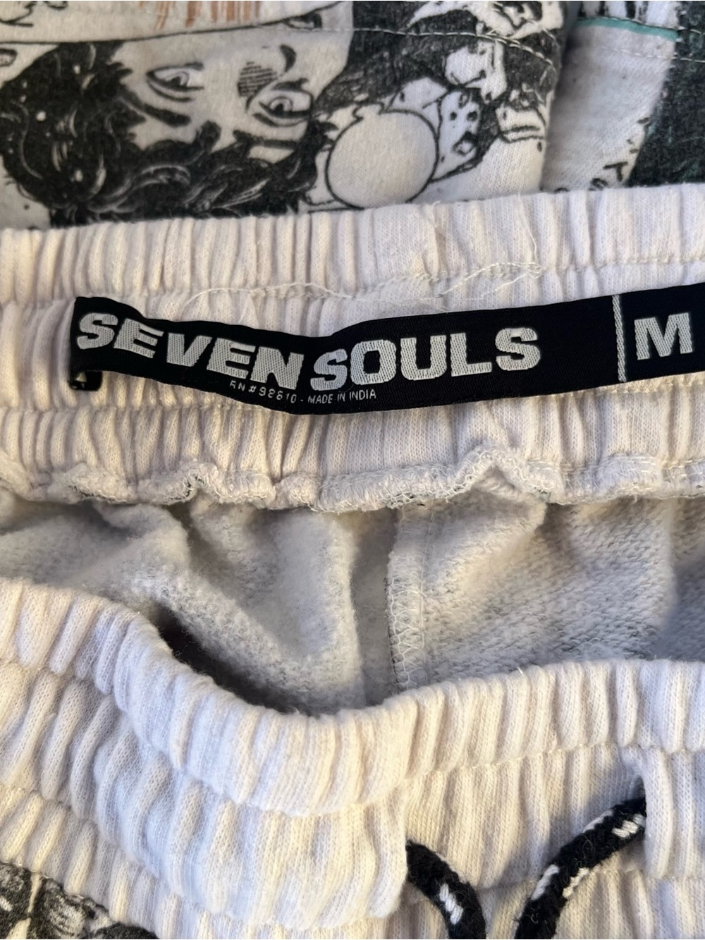 🔥 Seven Souls Anime/Manga All-Over Print Shorts SZ M 🔥 - Picture 3 of 7